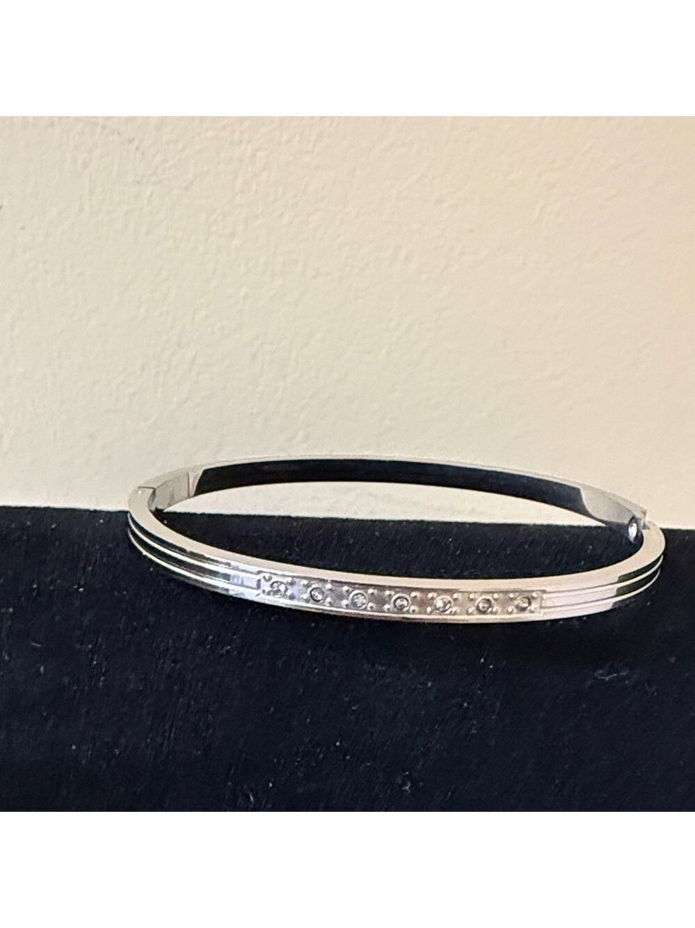 True stainless steel bracelet elegant Silver jewelry women’s classic jewelry